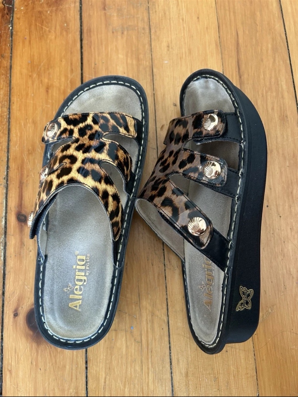 Alegria din Leopard Patent 3 Strap
Slide Comfort Sandal 40 two color shades